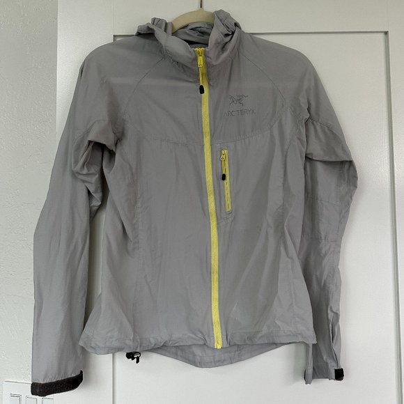 Arc'teryx SQUAMISH HOODY WOMEN'S - size small (S) - Picture 1 of 3